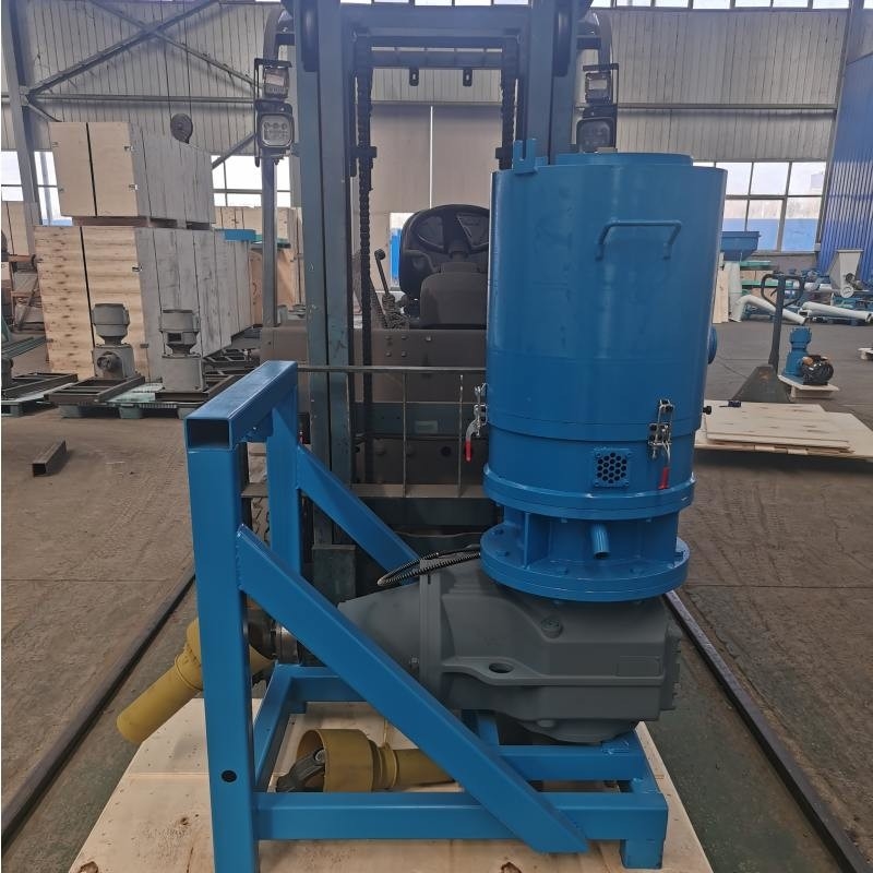 ξύλινο Pelletizer μύλων σβόλων 250-350kg/H 36hp τροφοδοτημένο PTO για τους σβόλους καυσίμων