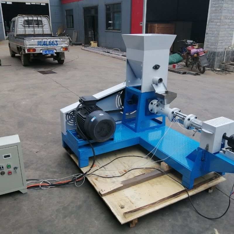DGP ξηρός τύπος πλωτής τροφής ψαριών Extruder τροφίμων σκύλου Single Screw Granulator Σπόροι Σπόροι καλαμπόκι καλαμπόκι Σόγια Extruder