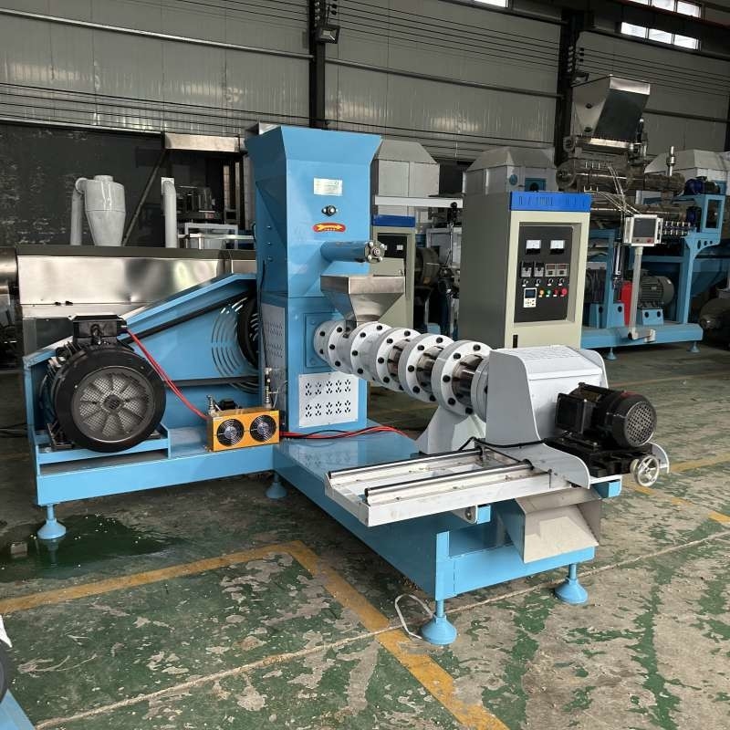 500-1000kg Extruder τροφοδοσίας σκύλων ζώων με ισχύ 5,5-132kw για την παραγωγή τροφίμων ζώων