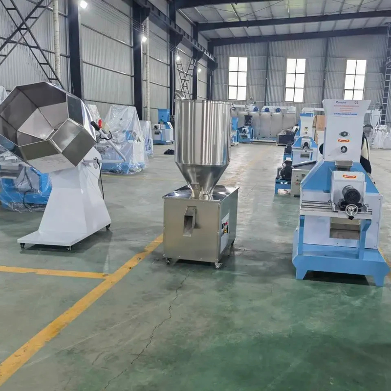 132kW Δύναμη Ψηφιακός έλεγχος θερμοκρασίας Σκύλος τροφοδότης Extruder 220V/380V τάση 40-2000kg/h Δυνατότητα