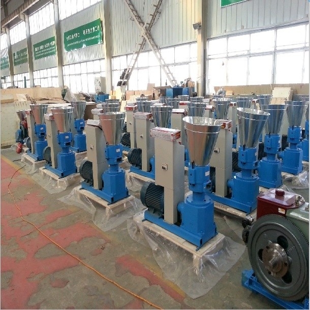 90-120kg/h Τροφοδοσία ζωοτροφών Τροφοδοτική μηχανή πελετών χαμηλού κόστους